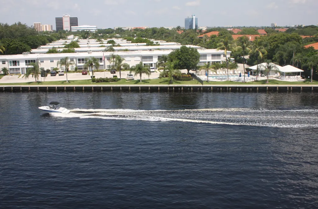 6367 Bay Club Drive Fort Lauderdale FL 33308