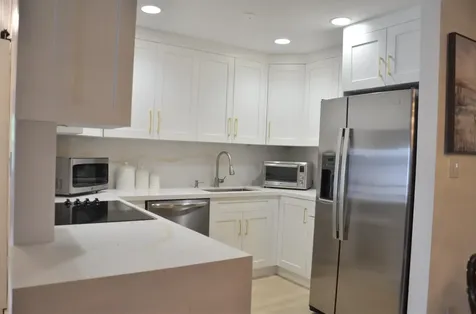 6367 Bay Club Drive Fort Lauderdale FL 33308