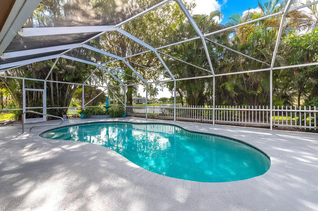 7828 Dorchester Road Boynton Beach FL 33472