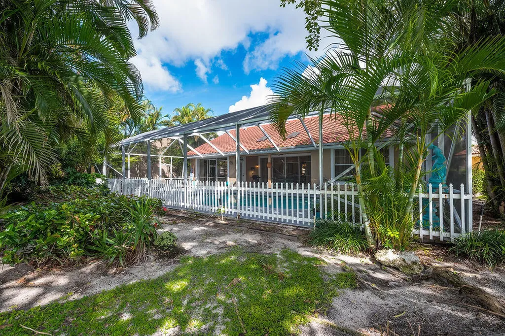 7828 Dorchester Road Boynton Beach FL 33472