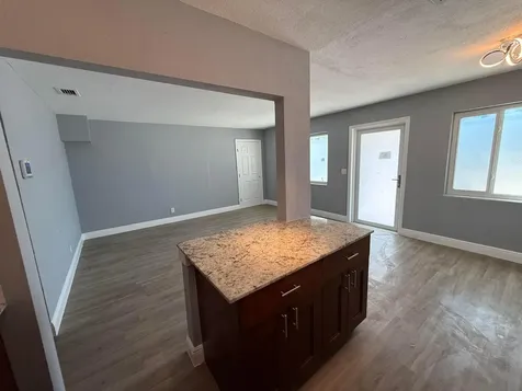 5441 SW 18th Street West Park FL 33023