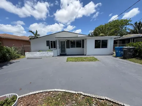 5441 SW 18th Street West Park FL 33023