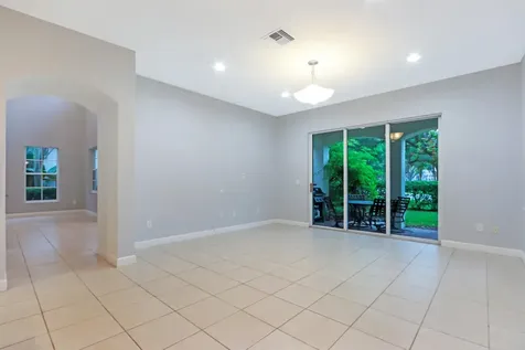 1904 Flower Drive Palm Beach Gardens FL 33410