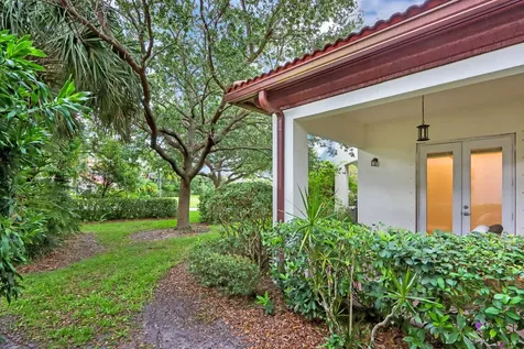 1904 Flower Drive Palm Beach Gardens FL 33410