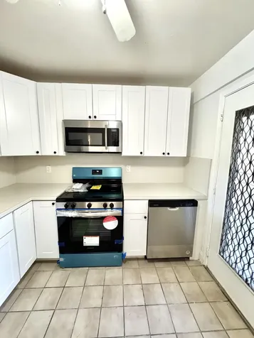 202 SE 10th Street Dania Beach FL 33004