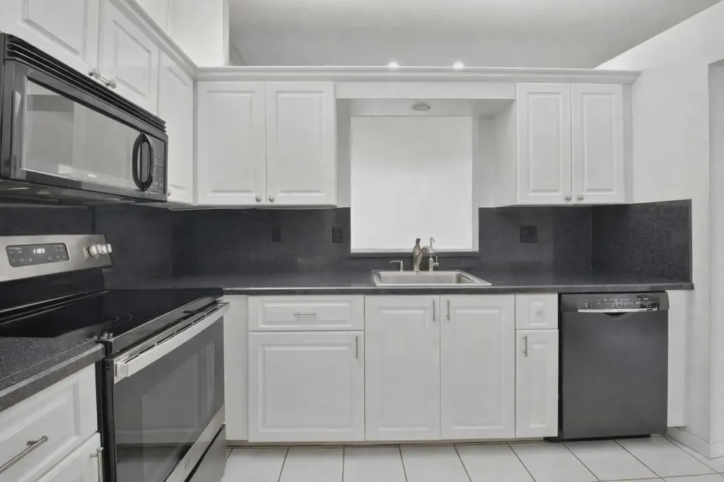 8146 Windgate Drive Boca Raton FL 33496
