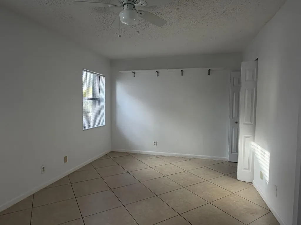 9954 Nob Hill Court Sunrise FL 33351