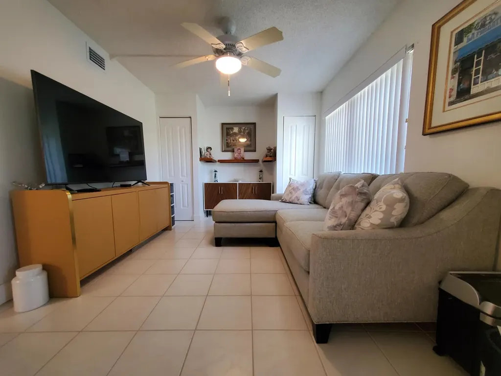 13771 Via Aurora Delray Beach FL 33484