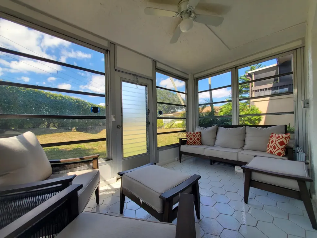 13771 Via Aurora Delray Beach FL 33484