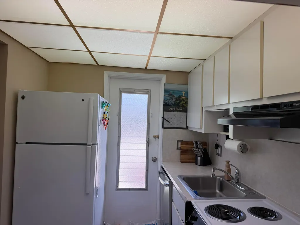 2050 NE 39th Street NE Lighthouse Point FL 33064