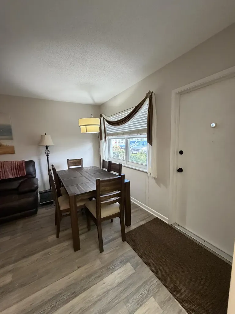 2050 NE 39th Street NE Lighthouse Point FL 33064