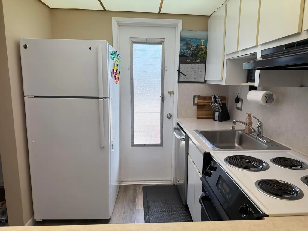 2050 NE 39th Street NE Lighthouse Point FL 33064