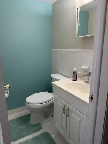 2050 NE 39th Street NE Lighthouse Point FL 33064