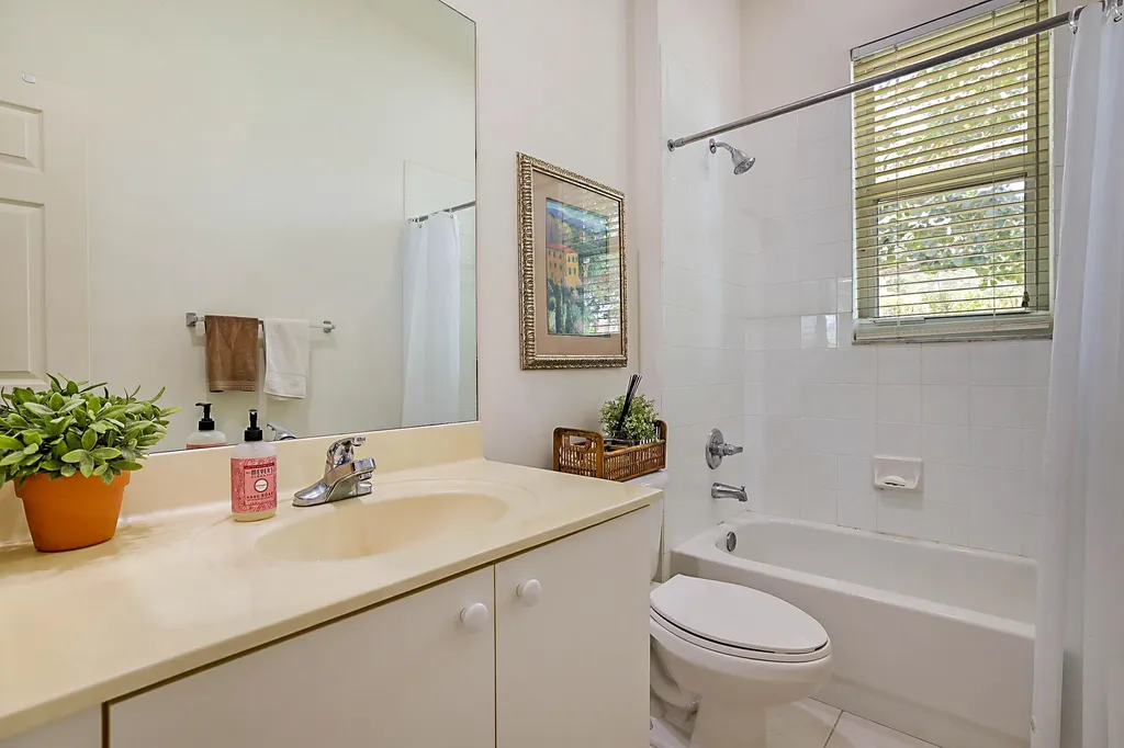2568 Sandy Cay West Palm Beach FL 33411