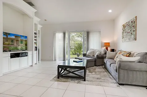 2568 Sandy Cay West Palm Beach FL 33411