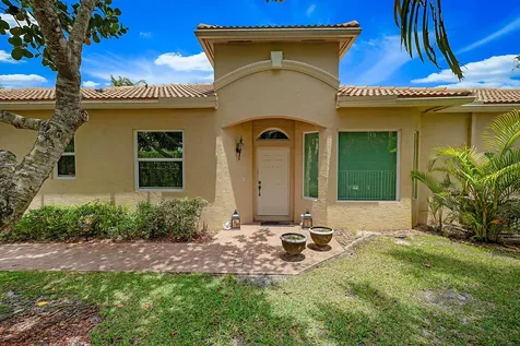 2568 Sandy Cay West Palm Beach FL 33411