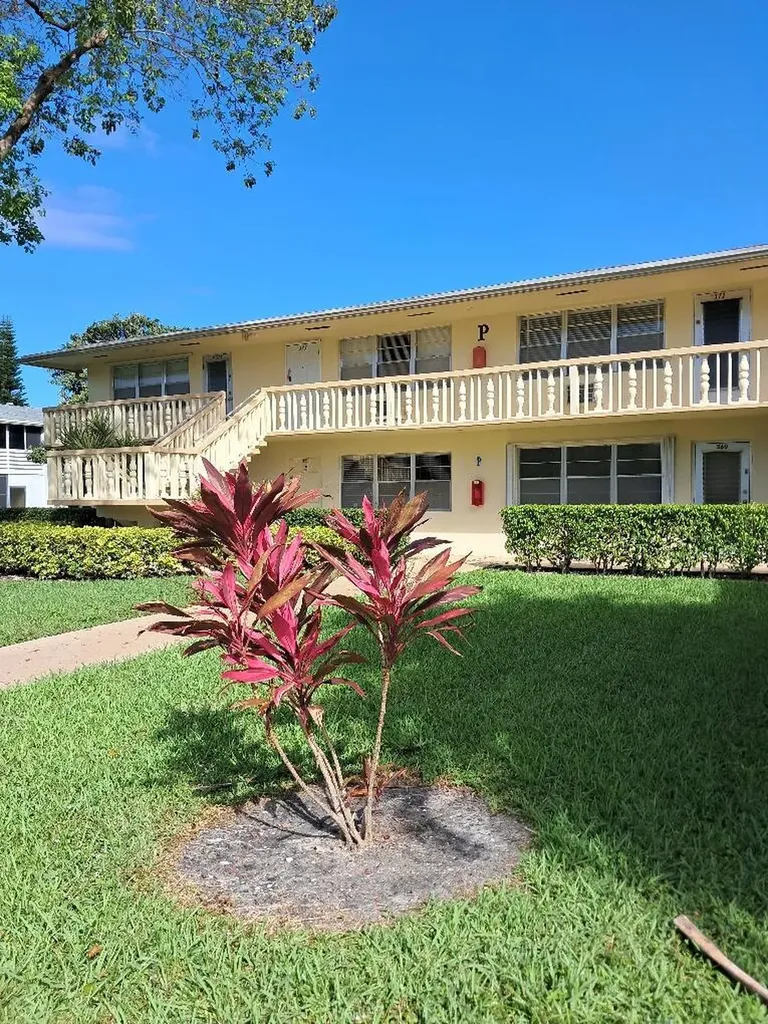 361 Windsor West Palm Beach FL 33417