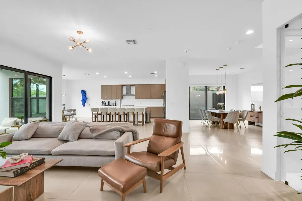 8567 Dream Falls Street Boca Raton FL 33496