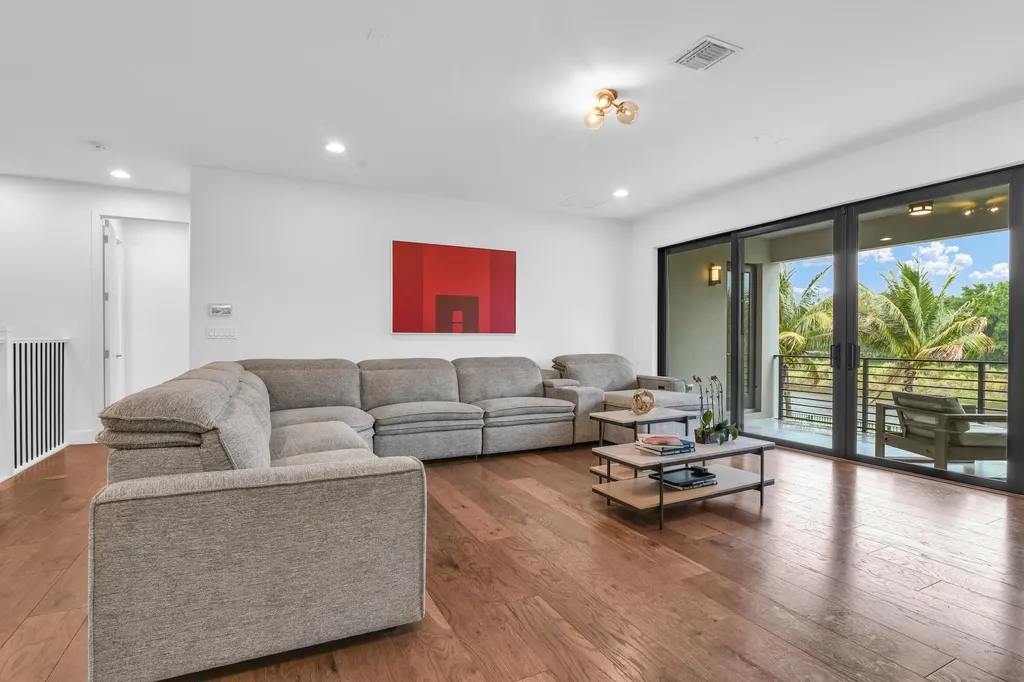 8567 Dream Falls Street Boca Raton FL 33496