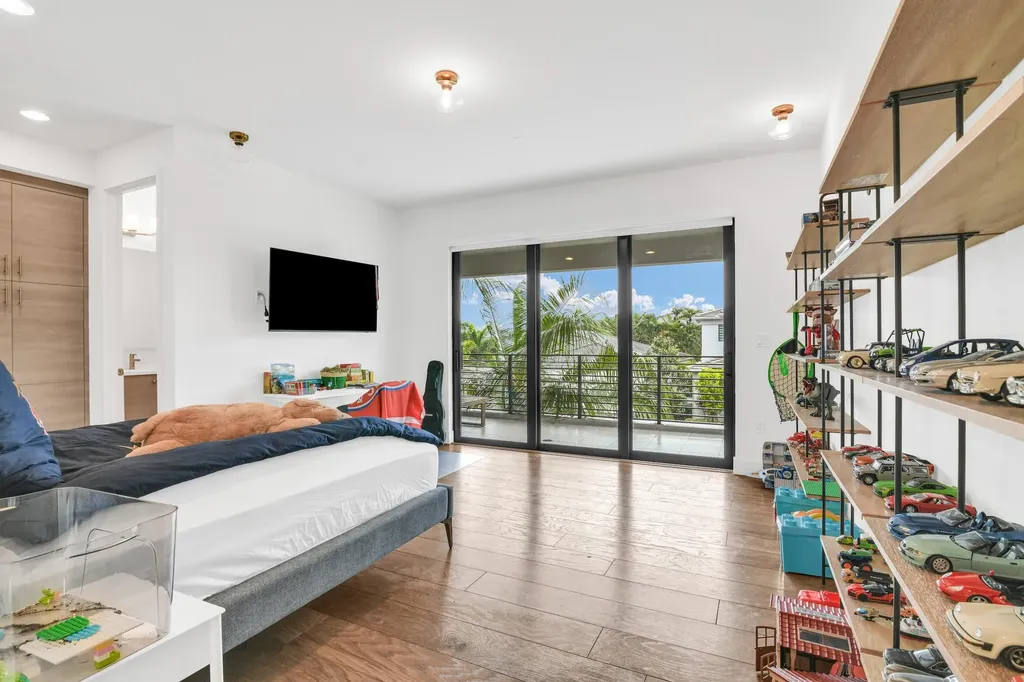 8567 Dream Falls Street Boca Raton FL 33496