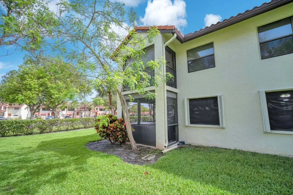 201 Republic Court Deerfield Beach FL 33442