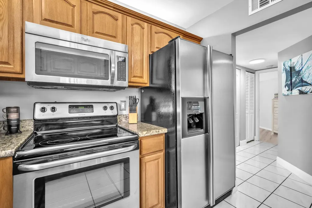 201 Republic Court Deerfield Beach FL 33442