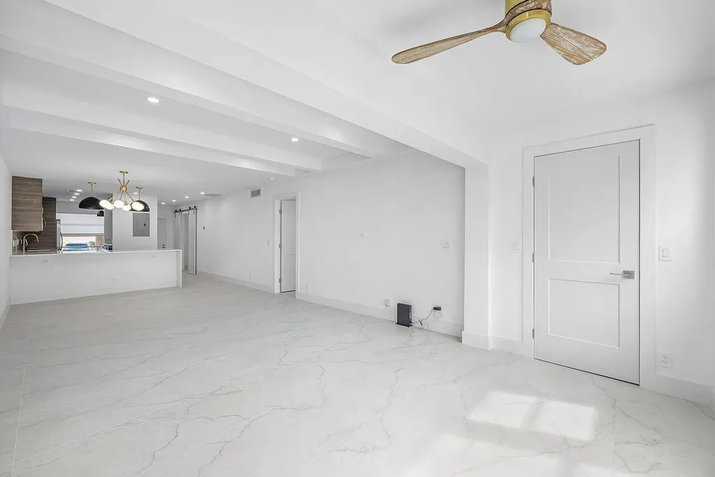 1541 NW 20th Avenue Delray Beach FL 33445