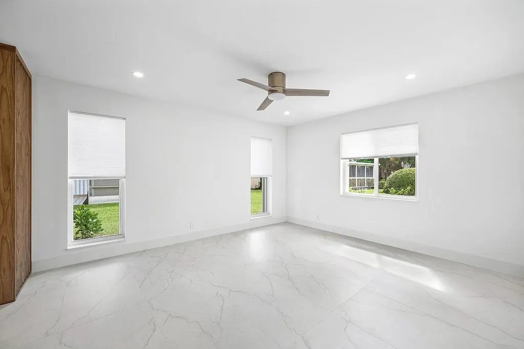 1541 NW 20th Avenue Delray Beach FL 33445