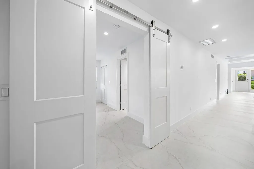 1541 NW 20th Avenue Delray Beach FL 33445