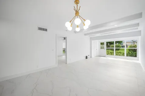 1541 NW 20th Avenue Delray Beach FL 33445