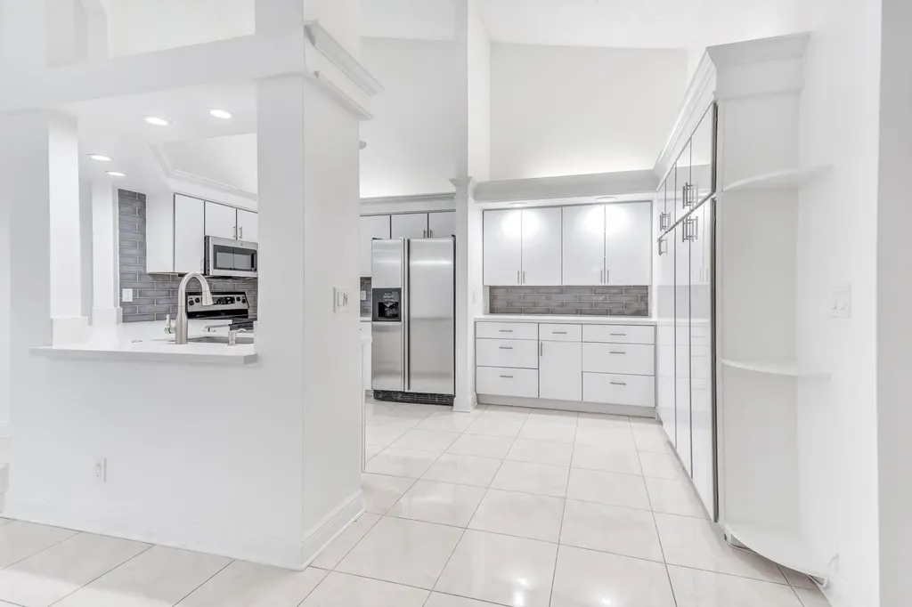 9130 Vineland Court Boca Raton FL 33496