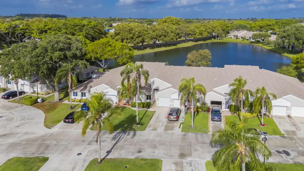 9130 Vineland Court Boca Raton FL 33496