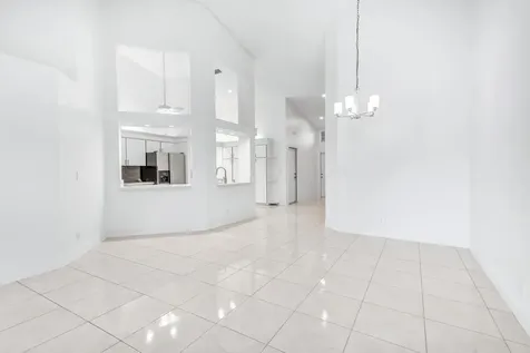9130 Vineland Court Boca Raton FL 33496