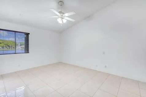 9130 Vineland Court Boca Raton FL 33496