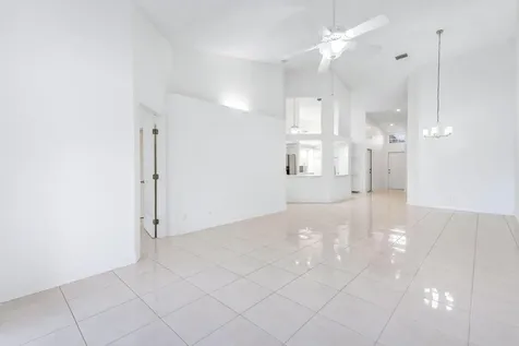 9130 Vineland Court Boca Raton FL 33496
