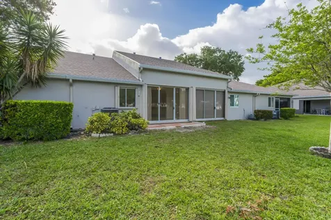 9130 Vineland Court Boca Raton FL 33496