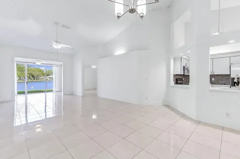 9130 Vineland Court Boca Raton FL 33496