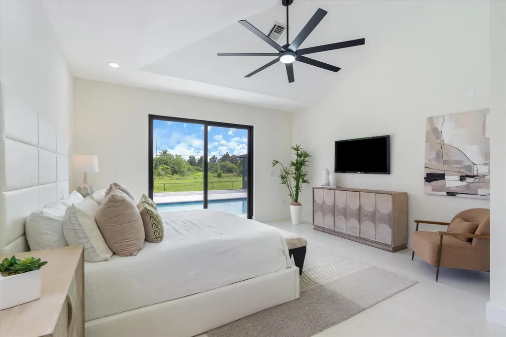 7548 Fairway Trail Boca Raton FL 33487