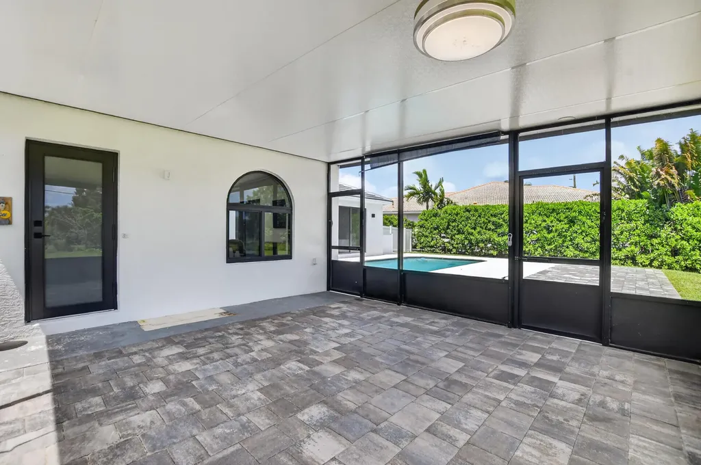 7548 Fairway Trail Boca Raton FL 33487