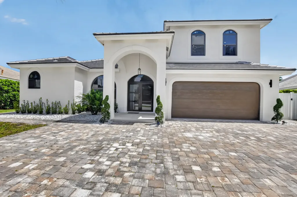 7548 Fairway Trail Boca Raton FL 33487