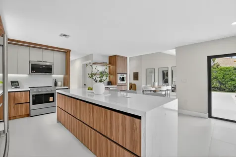 7548 Fairway Trail Boca Raton FL 33487