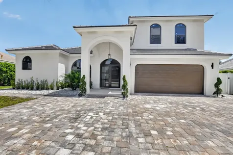 7548 Fairway Trail Boca Raton FL 33487