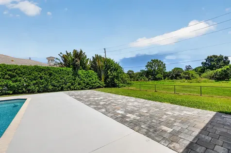 7548 Fairway Trail Boca Raton FL 33487