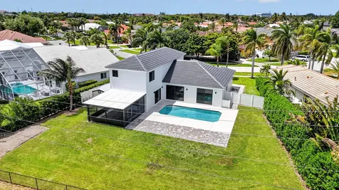 7548 Fairway Trail Boca Raton FL 33487