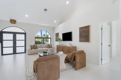 7548 Fairway Trail Boca Raton FL 33487