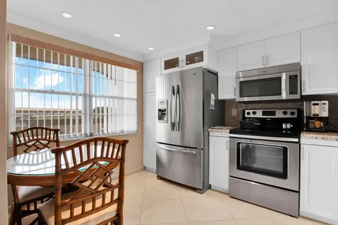 3202 Portofino Point Coconut Creek FL 33066