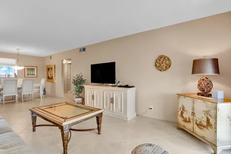 3202 Portofino Point Coconut Creek FL 33066
