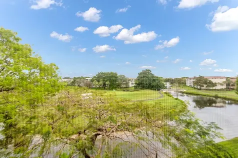 3202 Portofino Point Coconut Creek FL 33066