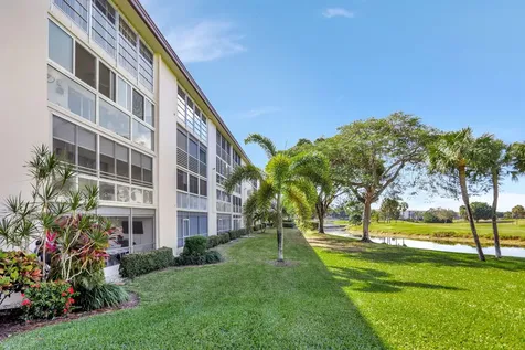 3202 Portofino Point Coconut Creek FL 33066