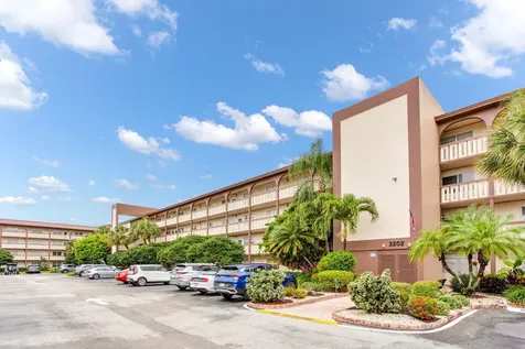 3202 Portofino Point Coconut Creek FL 33066